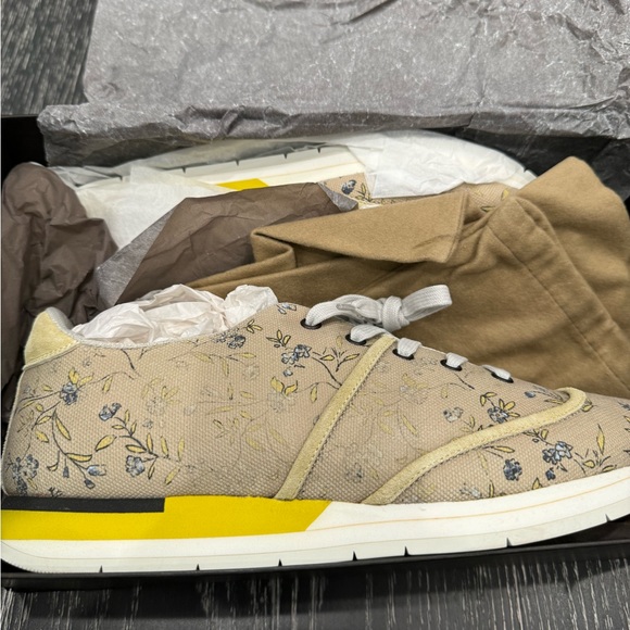 NIB Bottega Veneta trainers - Picture 8 of 10